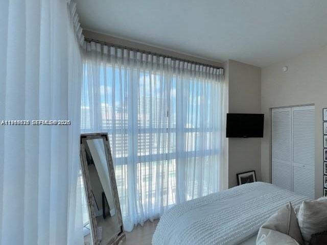 Apartment for sale  Unit #4100 - photo 7461448