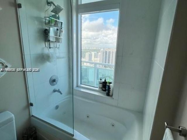 Apartment for sale  Unit #4100 - photo 7461452