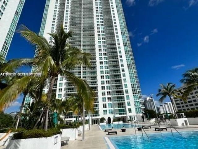 Apartment for sale  Unit #4100 - photo 7461459