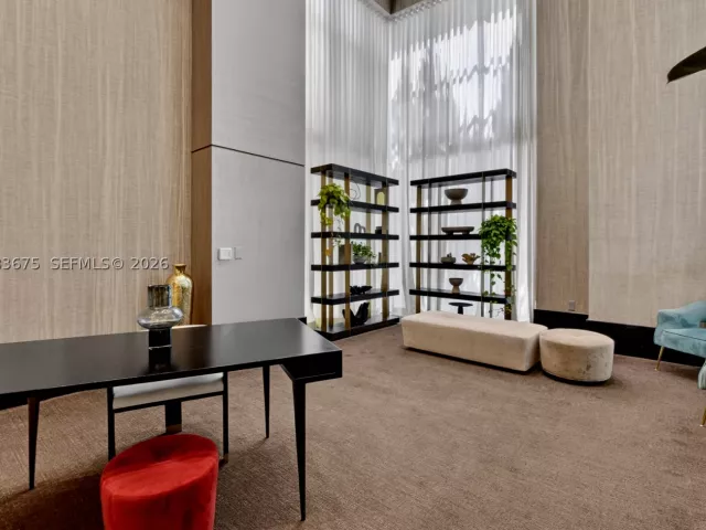 1-bedroom condo for sale in Miami - 950 Brickell Bay Dr 4100 - MondialRealty