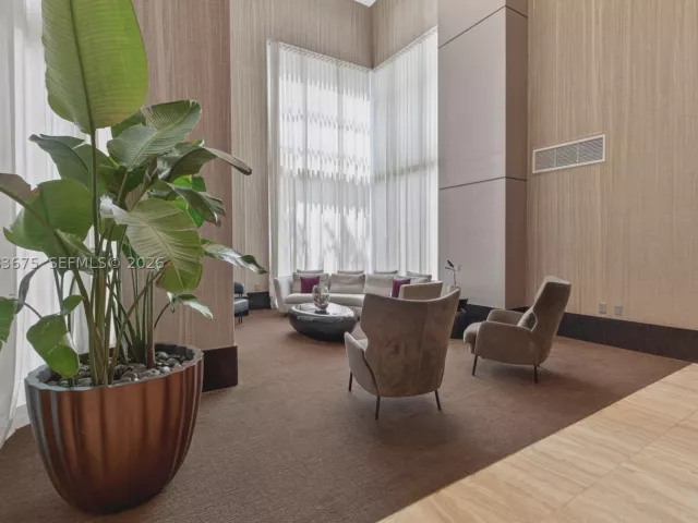 1-bedroom condo for sale in Miami - 950 Brickell Bay Dr 4100 - MondialRealty