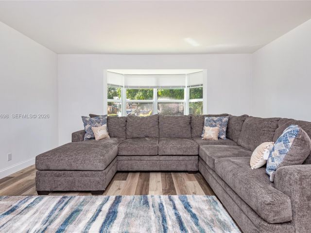 Home for sale at 505 Heron Dr - photo 7522308