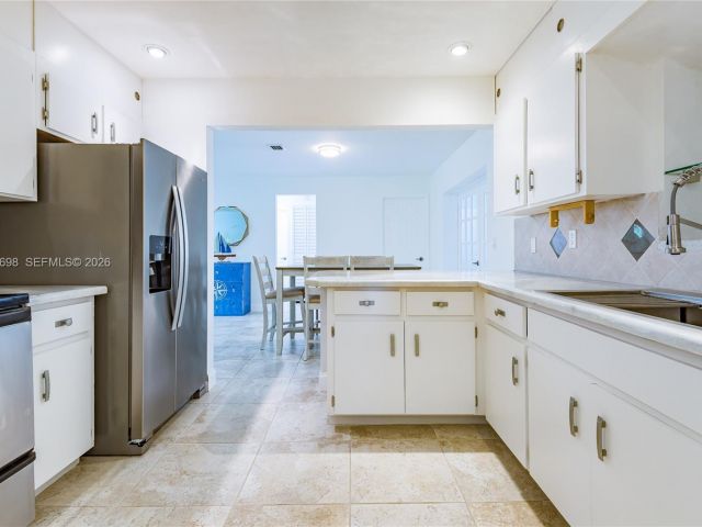 Home for sale at 505 Heron Dr - photo 7522316