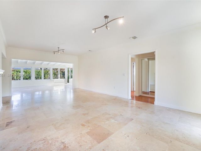 Home for rent at 8975 Froude Ave - photo 7467088