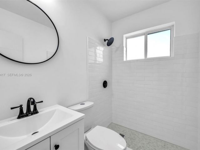 Home for rent at 104 SW 7th St - photo 7461990