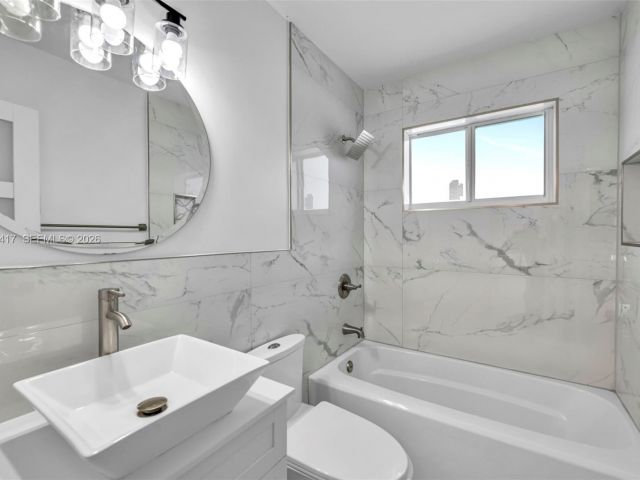 Home for rent at 104 SW 7th St - photo 7461991