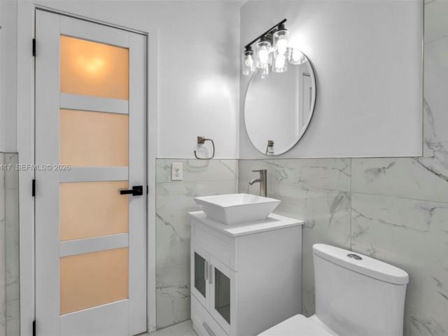 Home for rent at 104 SW 7th St - photo 7462003