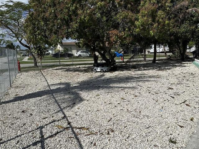 Home for sale at 700 SW 28th Ter - photo 7481578