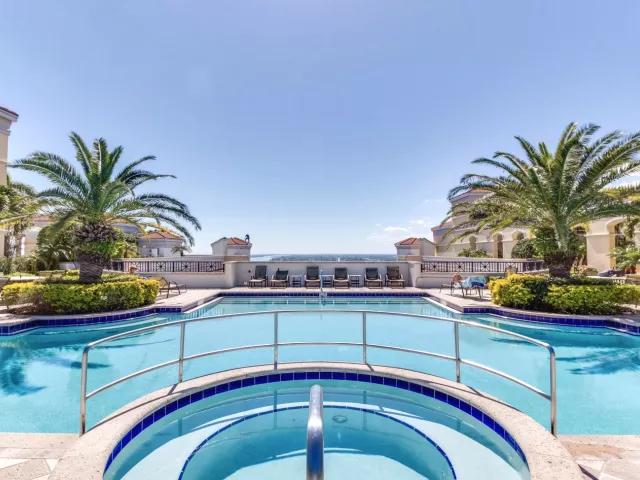 1-bedroom condo for rent in West Palm Beach - 701 S Olive Avenue 1209 - MondialRealty
