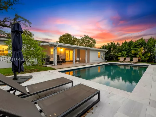 3-bedroom home for sale in Miami - 7235 SW 39th St - MondialRealty