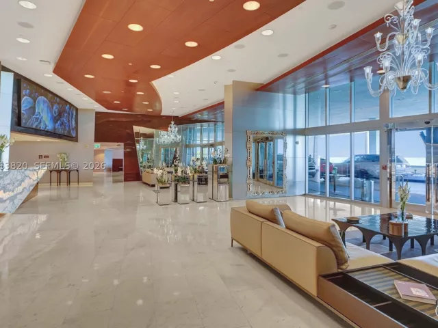1-bedroom condo for sale in Sunny Isles Beach - 17121 Collins Ave 2003 - MondialRealty