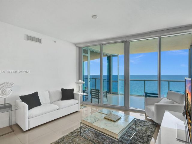 Apartment for sale  Unit #2003 - photo 7498620