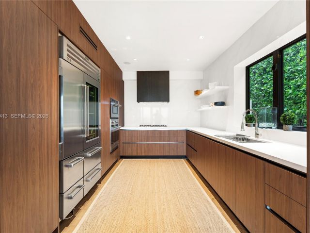 Home for sale at 1277 N Venetian Way - photo 7520615