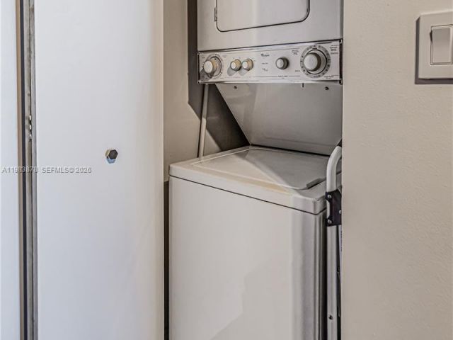 condo for rent in Miami - 50 Biscayne Blvd 907 - MondialRealty