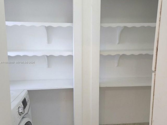 Home for sale at 804 NE 2nd St - photo 7461949