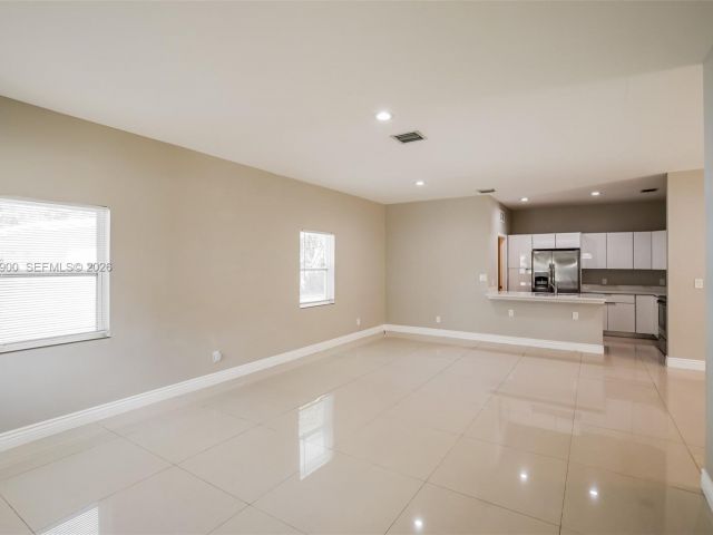 3-bedroom home for rent in Fort Lauderdale - 2835 NW 14th St - MondialRealty