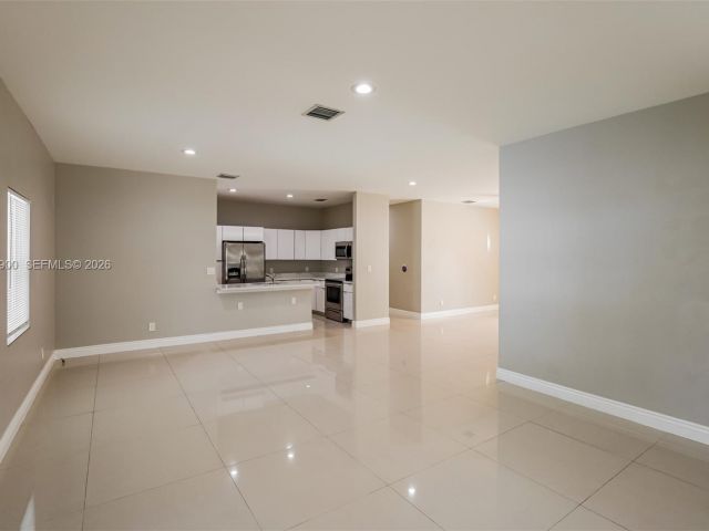 3-bedroom home for rent in Fort Lauderdale - 2835 NW 14th St - MondialRealty