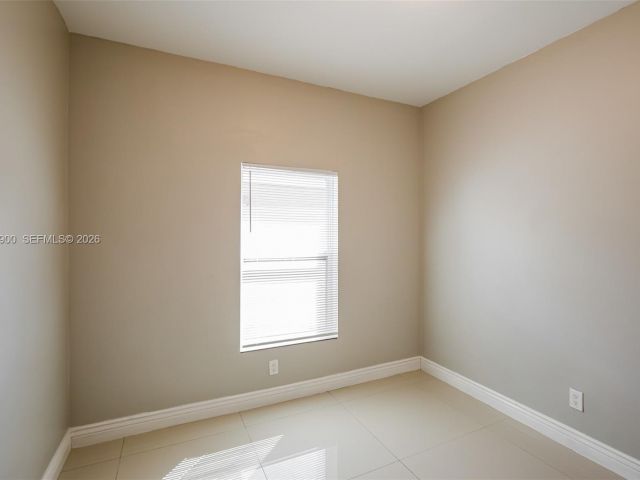 3-bedroom home for rent in Fort Lauderdale - 2835 NW 14th St - MondialRealty