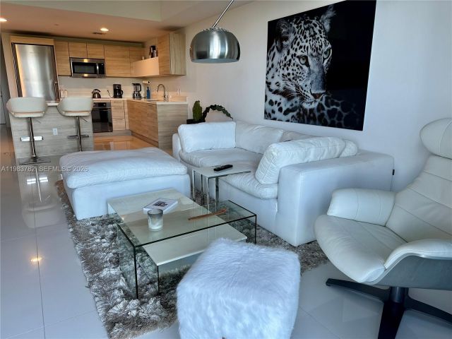 Apartment for sale  Unit #303 - photo 7505184