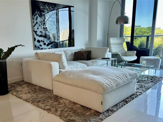 Apartment for sale  Unit #303 - photo 7505185