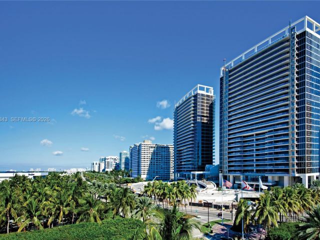 Apartment for rent  Unit #505N - photo 7507706