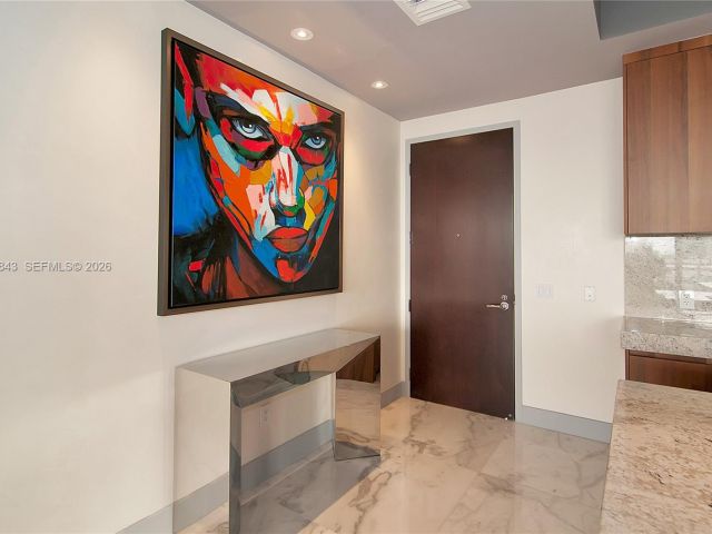 Apartment for rent  Unit #505N - photo 7507709