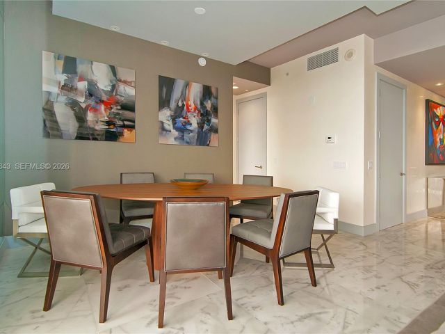 Apartment for rent  Unit #505N - photo 7507716