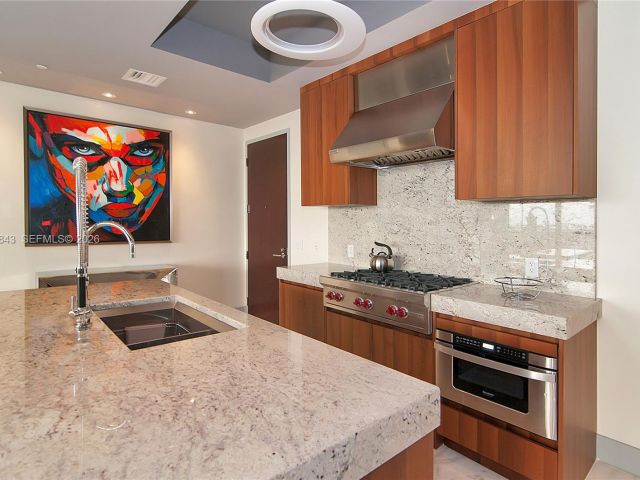 Apartment for rent  Unit #505N - photo 7507721