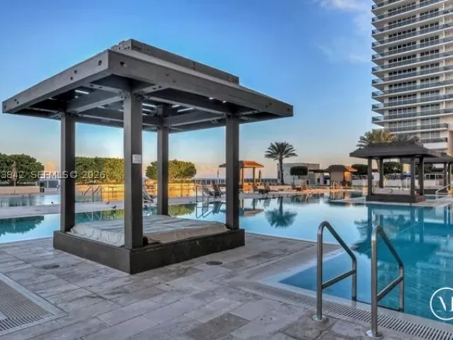 2-bedroom condo for rent in Hallandale Beach - 1800 S Ocean Dr 909 - MondialRealty
