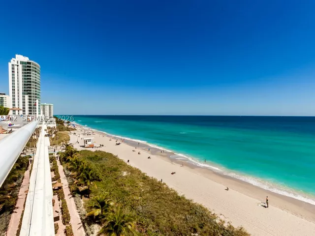 2-bedroom condo for rent in Hallandale Beach - 1800 S Ocean Dr 909 - MondialRealty