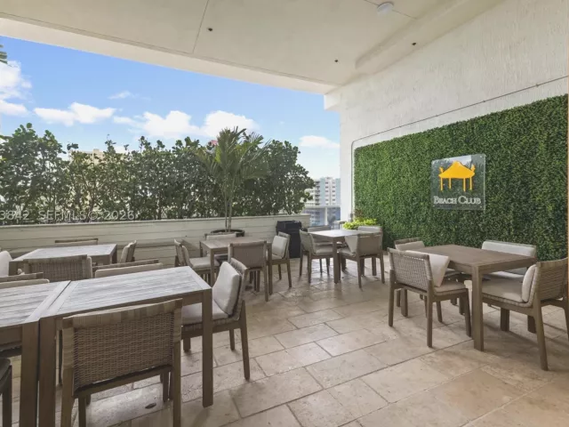 2-bedroom condo for rent in Hallandale Beach - 1800 S Ocean Dr 909 - MondialRealty