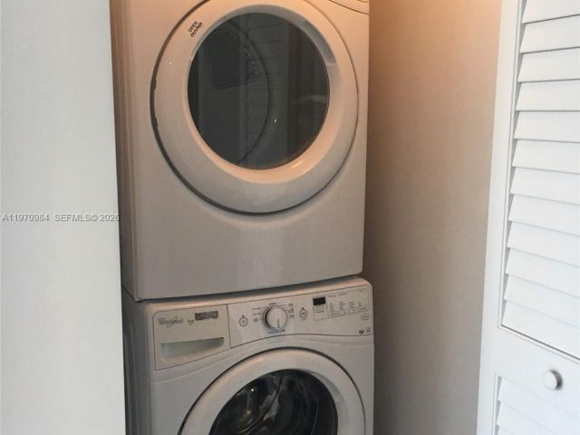 Apartment for rent  Unit #1109 - photo 7467711