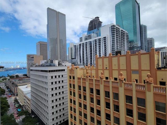 Apartment for rent  Unit #1507 - photo 7467689