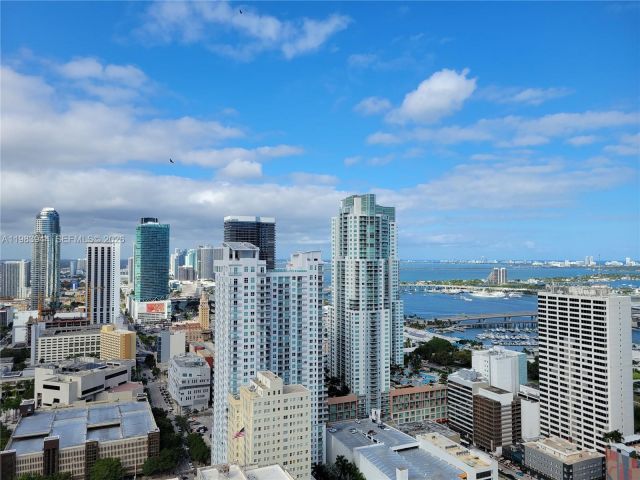 Apartment for rent  Unit #1507 - photo 7467692