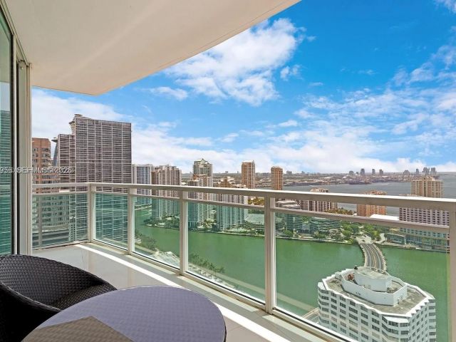 Apartment for rent  Unit #3710 - photo 7461465