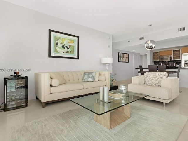 Apartment for rent  Unit #3710 - photo 7461467