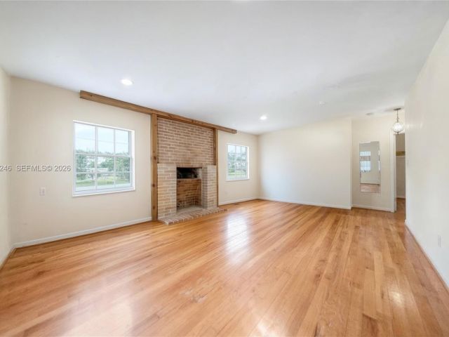 Home for sale at 512 Mendoza Ave - photo 7470669