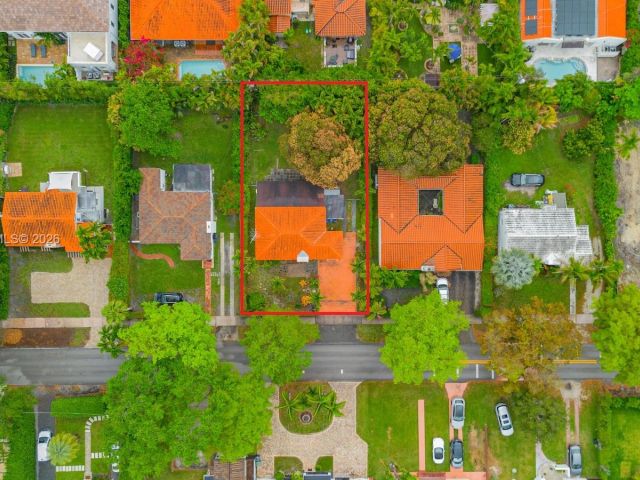 Home for sale at 512 Mendoza Ave - photo 7470684