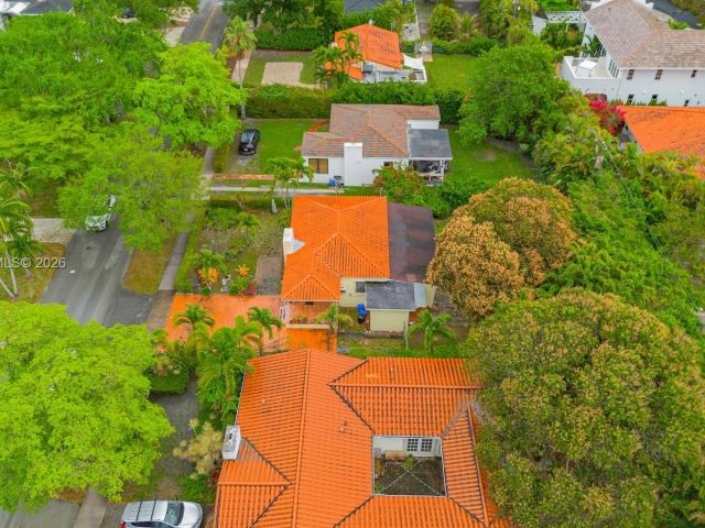 Home for sale at 512 Mendoza Ave - photo 7470687