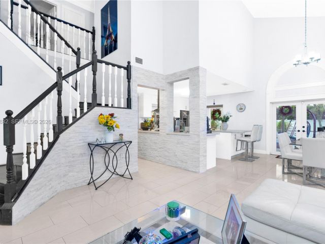 4-bedroom home for sale in Miami - 14716 SW 111th Ter - MondialRealty