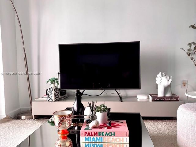 Apartment for rent  Unit #2807 - photo 7493266