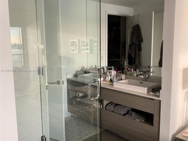 Apartment for rent  Unit #2807 - photo 7493273