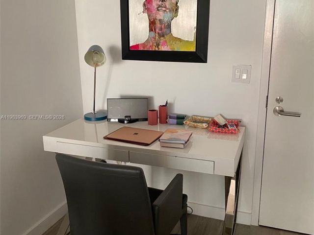 Apartment for rent  Unit #2807 - photo 7493274