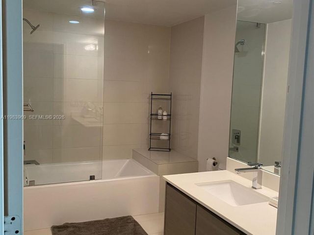 Apartment for rent  Unit #2807 - photo 7493276