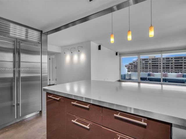 Apartment for sale  Unit #1009 - photo 7491036