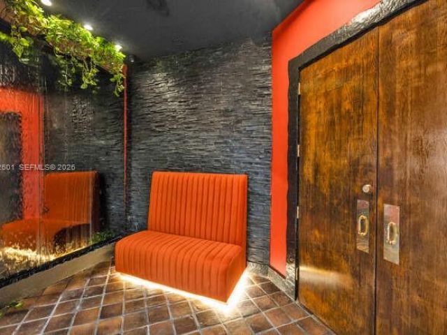 2-bedroom condo for rent in Miami - 801 Brickell Bay Dr 1262 - MondialRealty