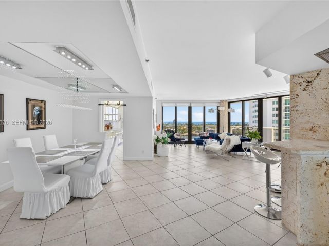 Apartment for sale  Unit #608 - photo 7524049