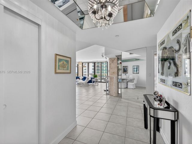 Apartment for sale  Unit #608 - photo 7524057