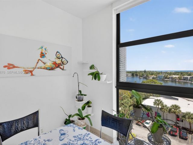 Apartment for sale  Unit #608 - photo 7524068