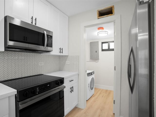 2-bedroom home for rent in Homestead - 28015 SW 143rd Ct - MondialRealty